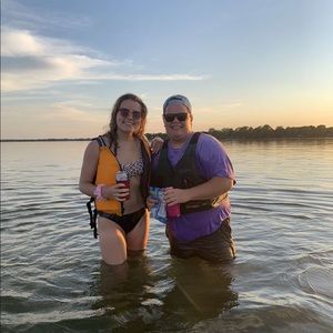 Meet your Posher, Lydia